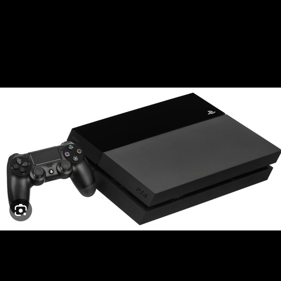 PlayStation 4 - Picture 1 of 2